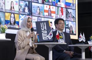 해문홍,외국인 한국문화 홍보 명예대사 7천 명,세계와 한국을 연결