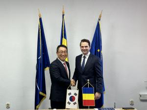 유영상 SKT CEO,  루마니아서 부산엑스포 유치 지원 활동